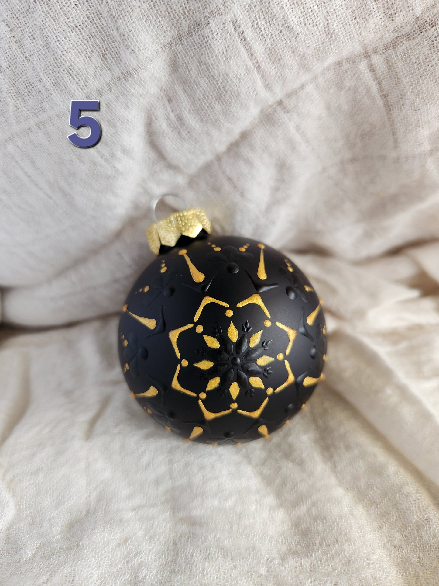 Sorbian Christmas Bauble (Black - black/gold)