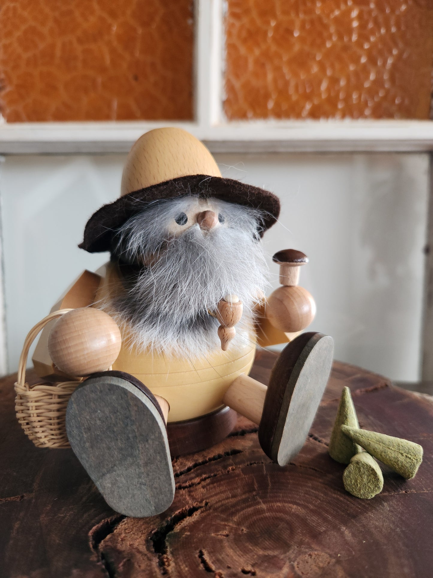 Incense figure - Forest Gnome Mushrooms 'Waldschrat'