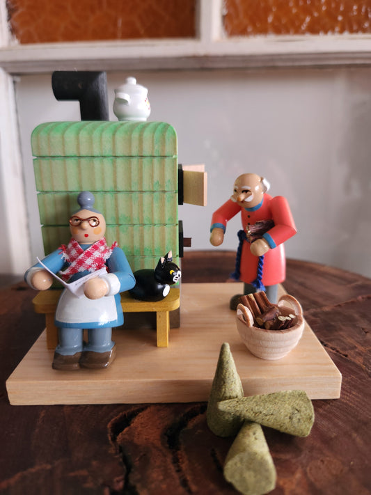 Incense figure - Grandma & Grandpa
