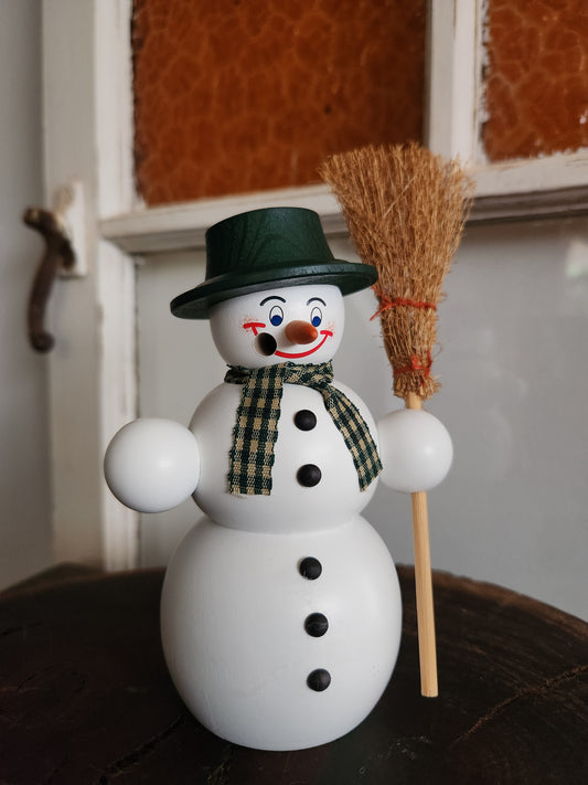 Incense figure - Snowman with Broom