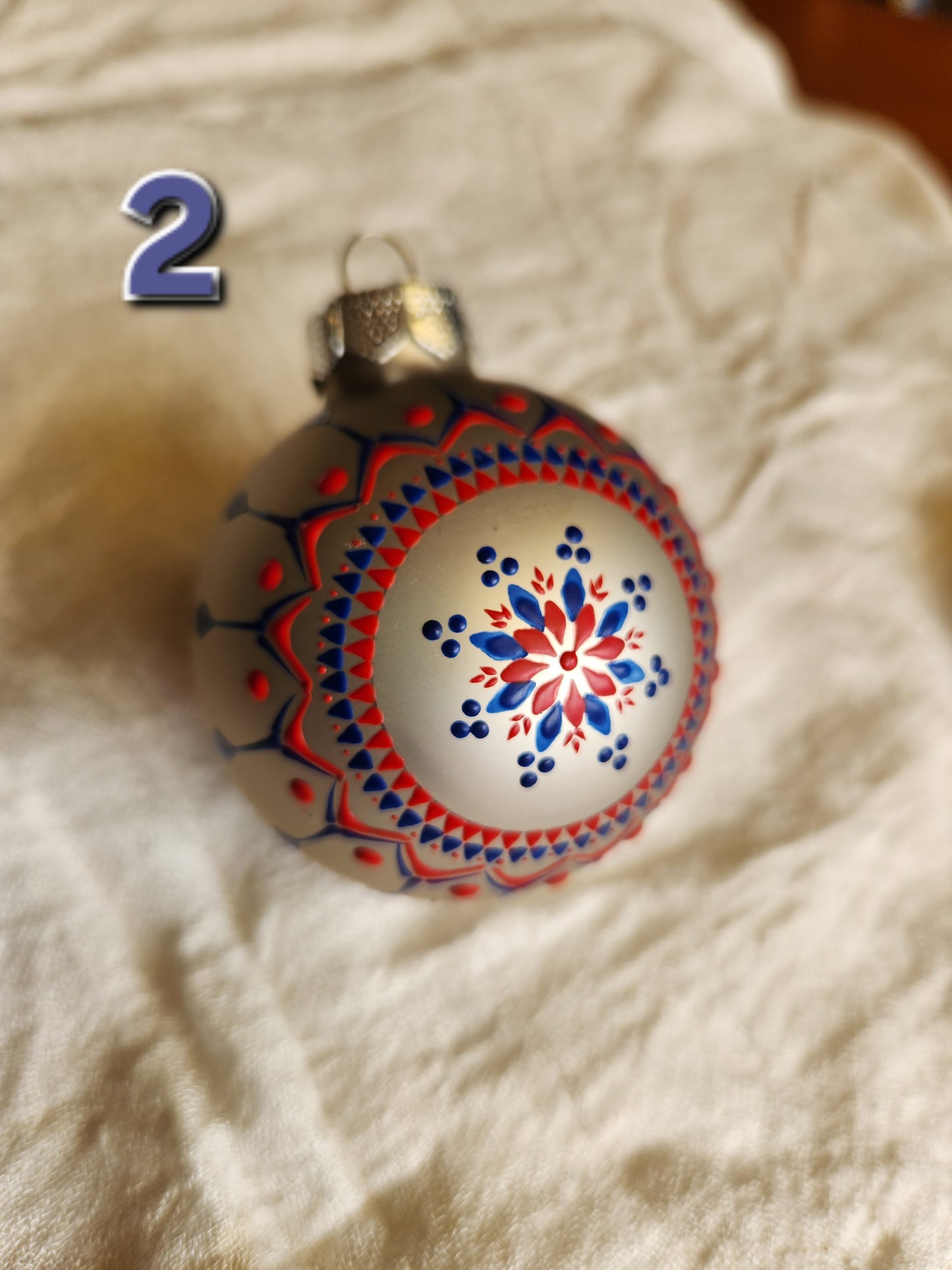 Sorbian Christmas Bauble (Silver - red/blue)