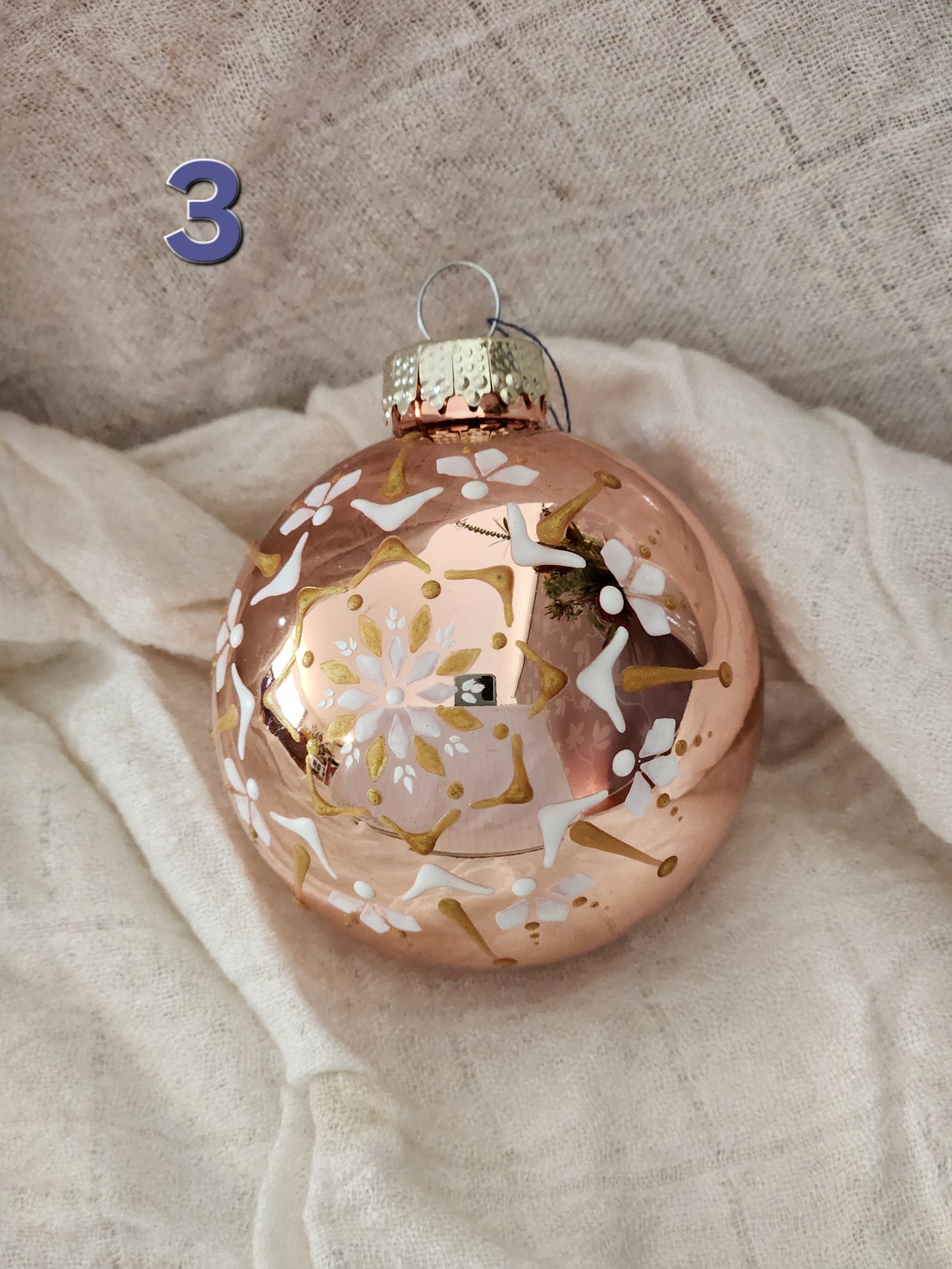 Sorbian Christmas Bauble (Rose - gold/white)