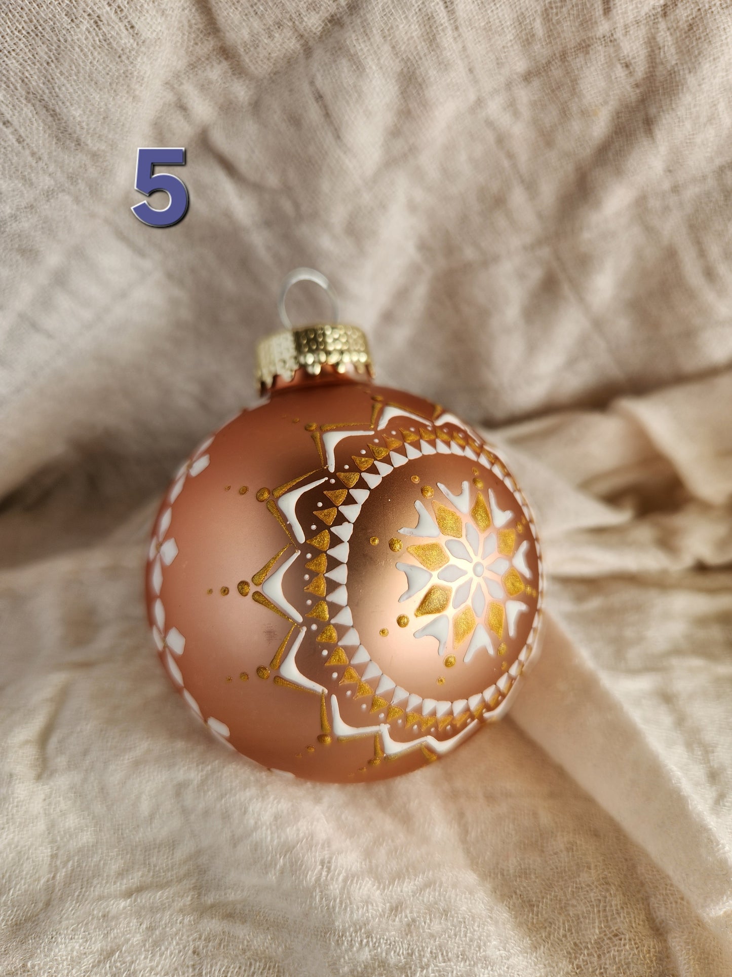 Sorbian Christmas Bauble (Rose - gold/white)