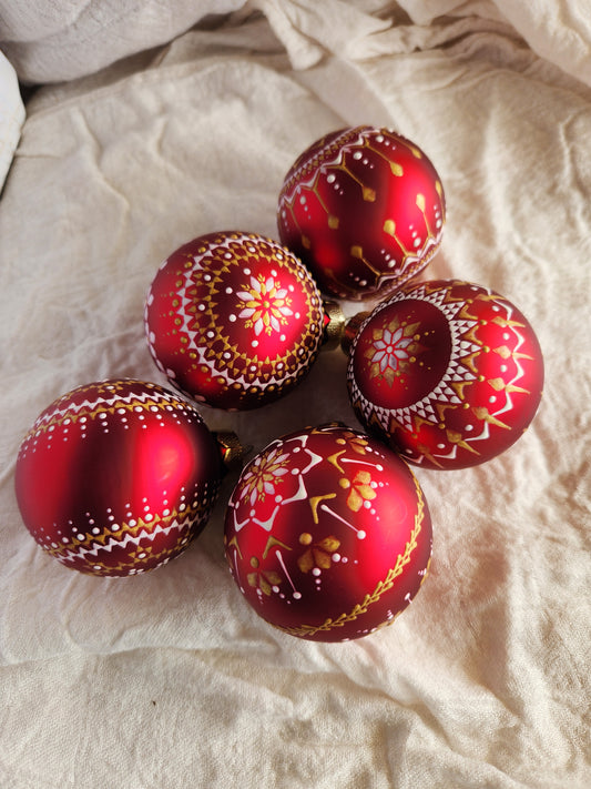 Sorbian Christmas Bauble (Red - white/gold)