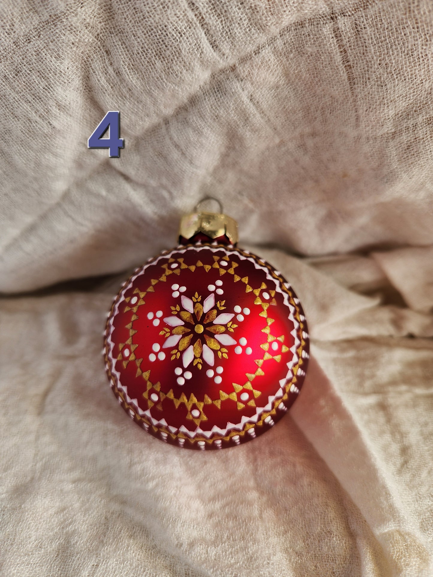Sorbian Christmas Bauble (Red - white/gold)