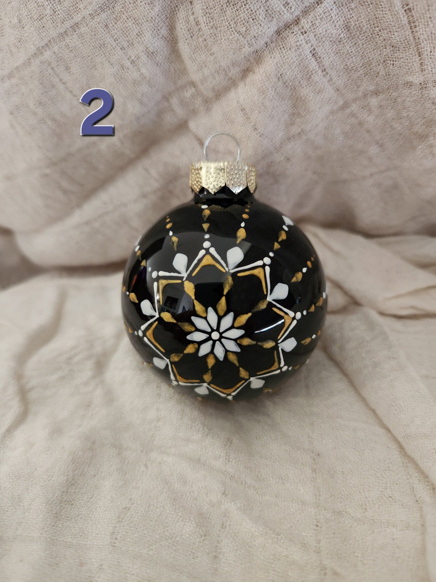 Sorbian Christmas Bauble (Black - white/gold)