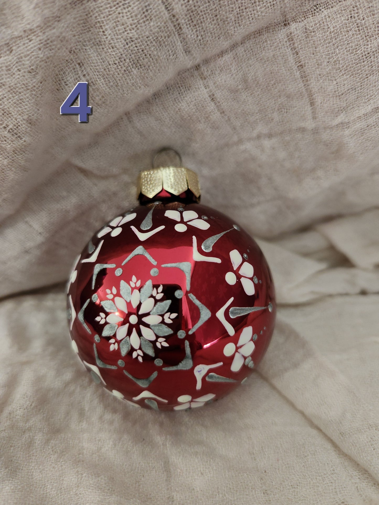 Sorbian Christmas Baubles (Red - white/silver)