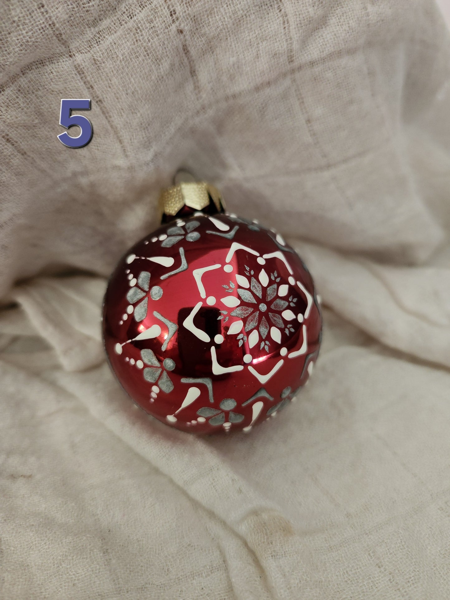 Sorbian Christmas Baubles (Red - white/silver)
