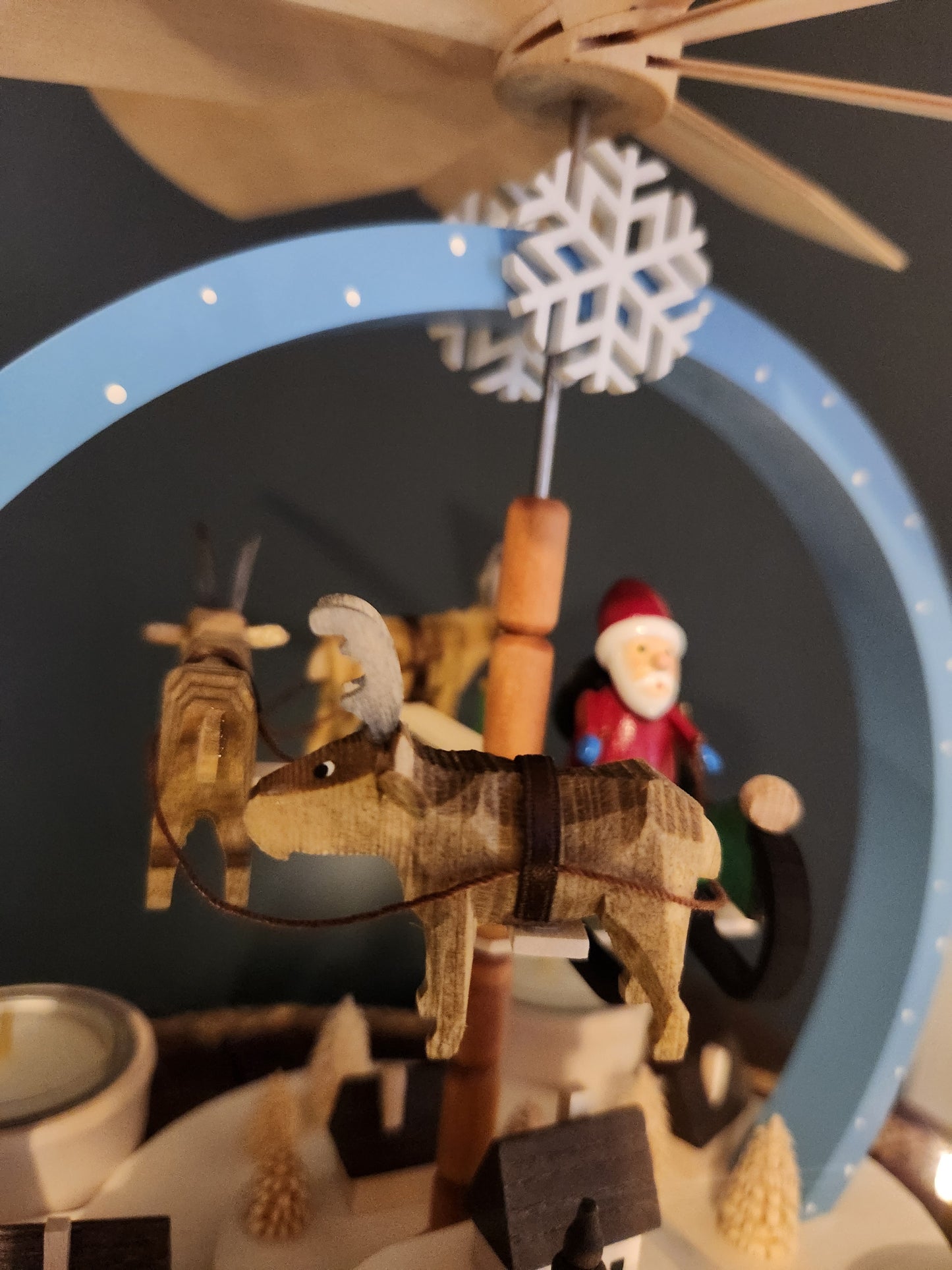 Pyramid 'Christmas Magic'